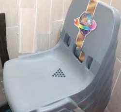 میز وصندلی