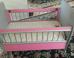تخت کودک به همراه تشک