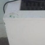 یک دستگاه پر زن مرغ