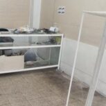 ویترین 2 متری کاملا سالم در حد نو